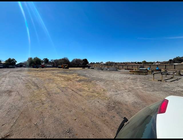 1,000M² WAREHOUSE FOR SALE IN WITPOORT ESTATES